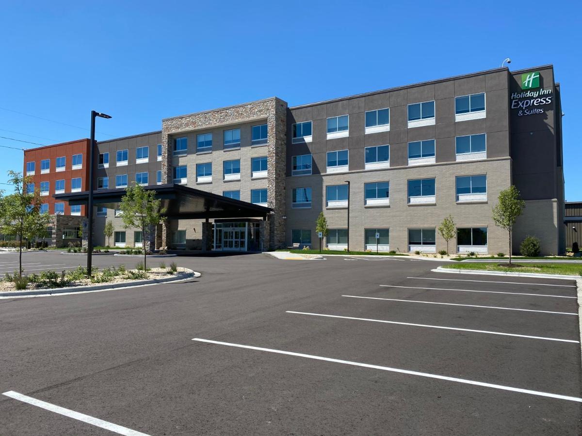 Holiday Inn Express & Suites - Madison West - Middleton By Ihg Kültér fotó