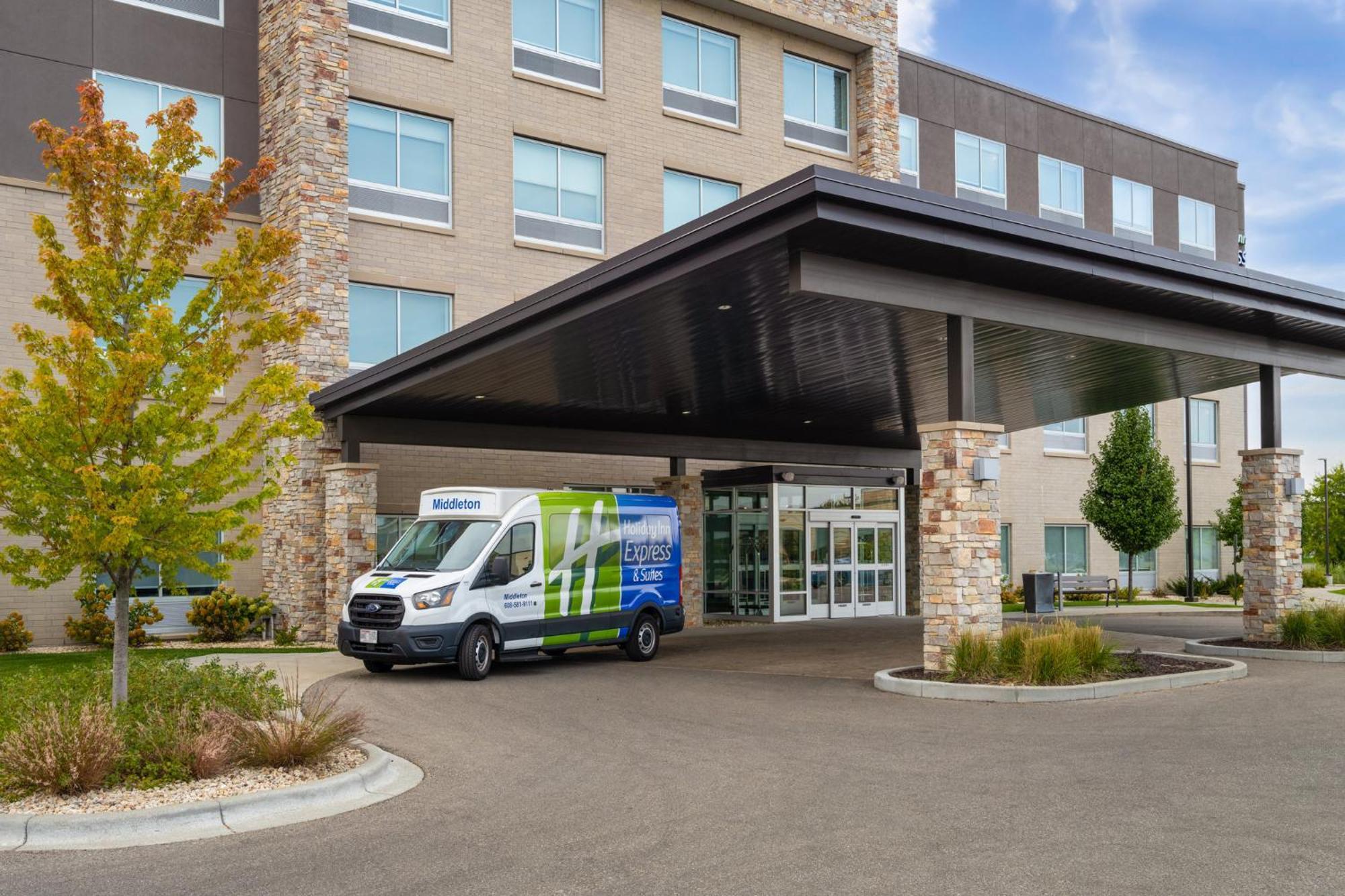 Holiday Inn Express & Suites - Madison West - Middleton By Ihg Kültér fotó